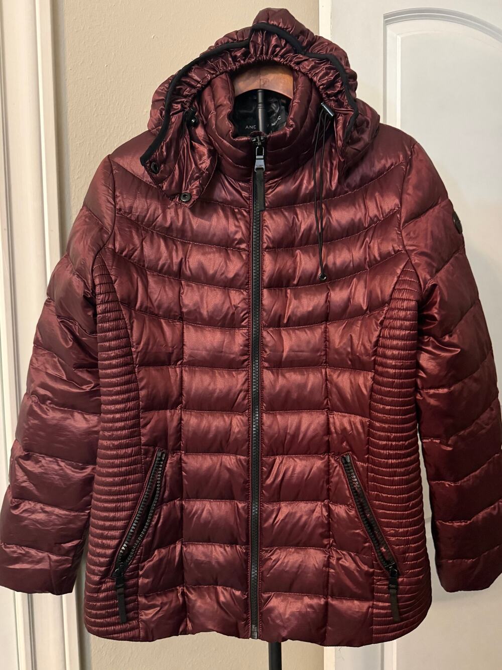 Andrew Marc Burgundy Hooded Quilted Down Puffer Jacket L